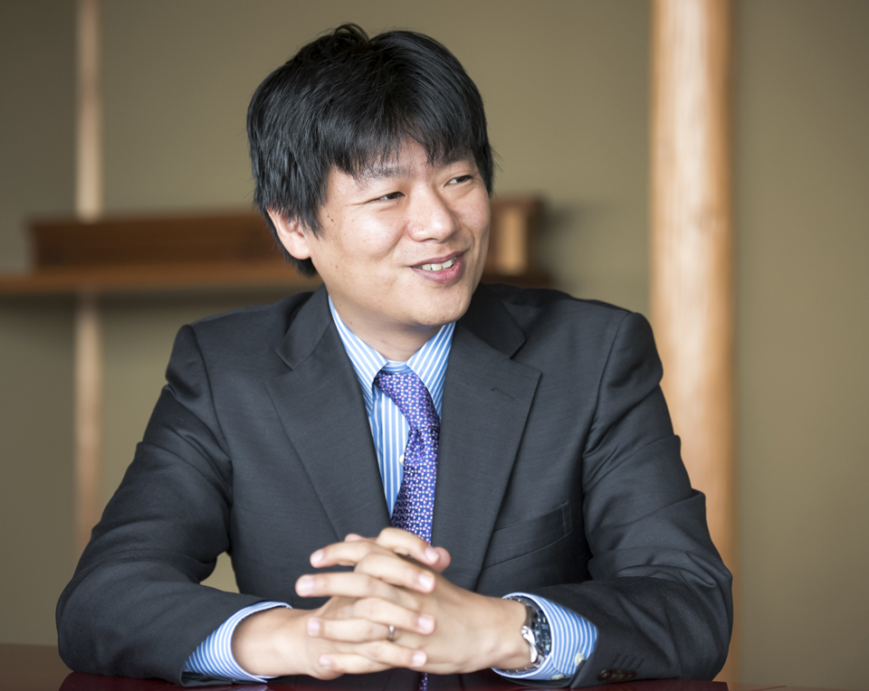 桑内 崇志氏