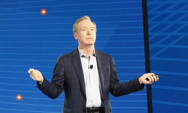 米マイクロソフトでプレジデントを務めるブラッド・スミス氏