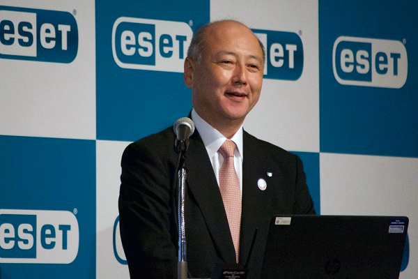 キヤノンITソリューションズ 代表取締役社長の足立正親氏