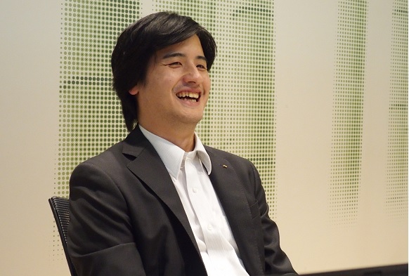 栗原章二さん