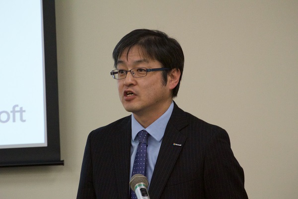 日本マイクロソフト コーポレートコミュニケーション本部 本部長 岡部一志氏