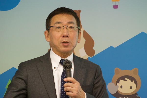 御代茂樹氏